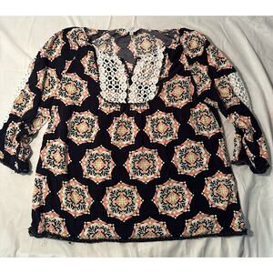 Crown & Ivy Lace Inset 3/4 Sleeve Pom Pom Trim Peasant Top Petite Med Blue Print